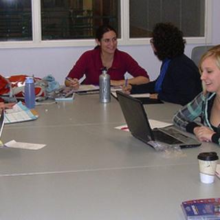 Student working group This group of students from ANTH 316, Anthropology of Homelessness, are assisting in preparing the Nanaimo Homelessness Report Card. 